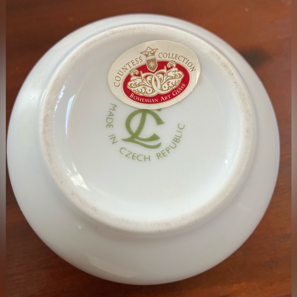 Vintage Porcelain Czech Floral Trinket Box. Lesov Concordia Royal Prague. - Picture 5 of 5